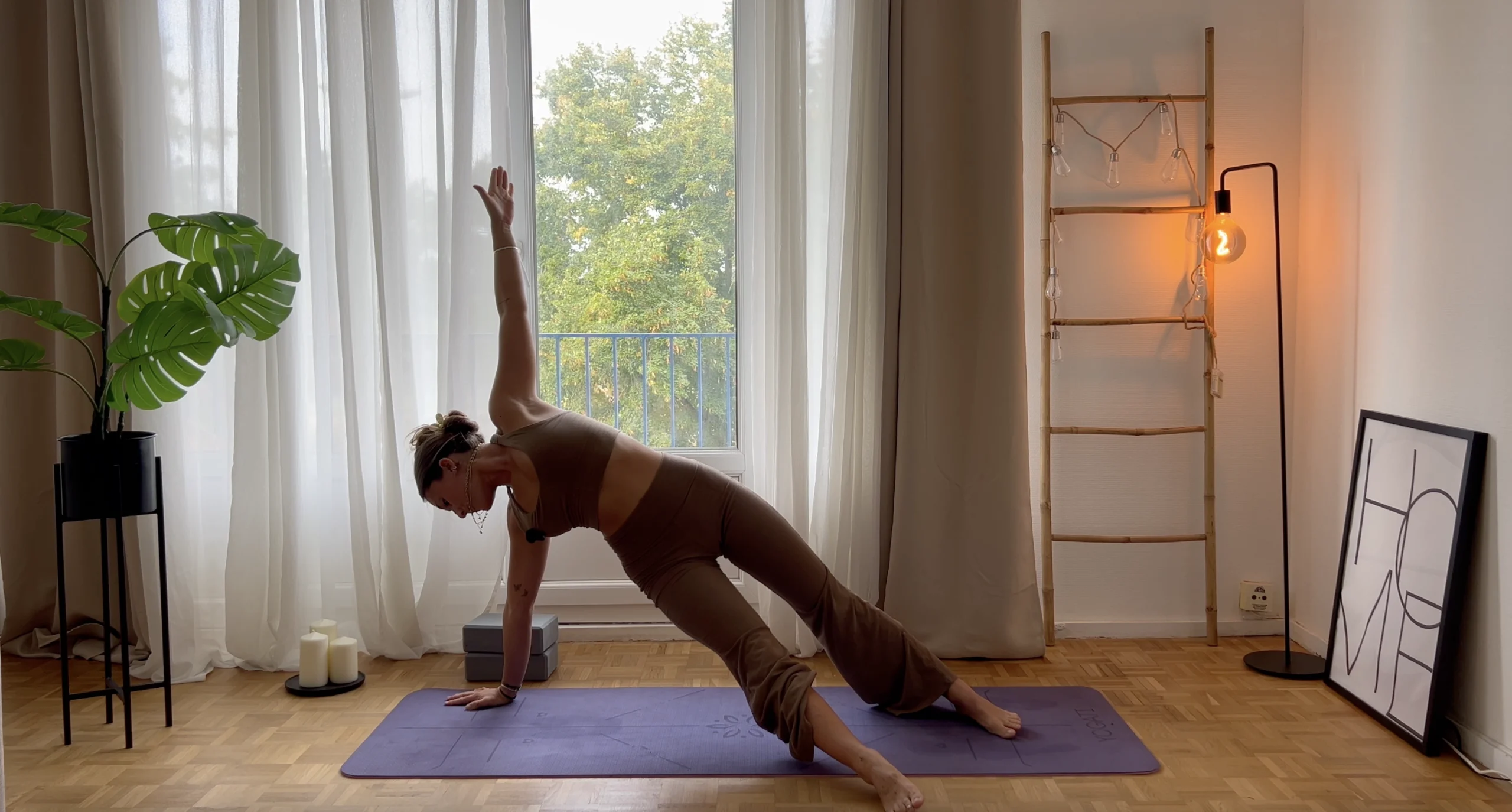 posture étoile yoga