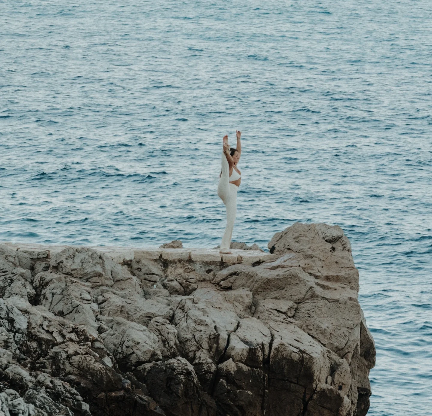 Clarasana Yoga Pose A Propos