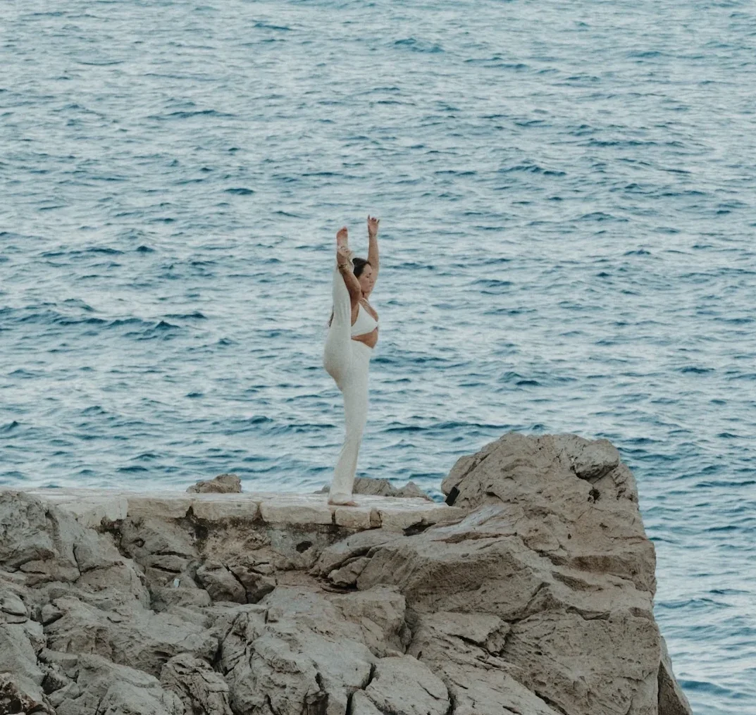 Clarasana Yoga Pose A Propos