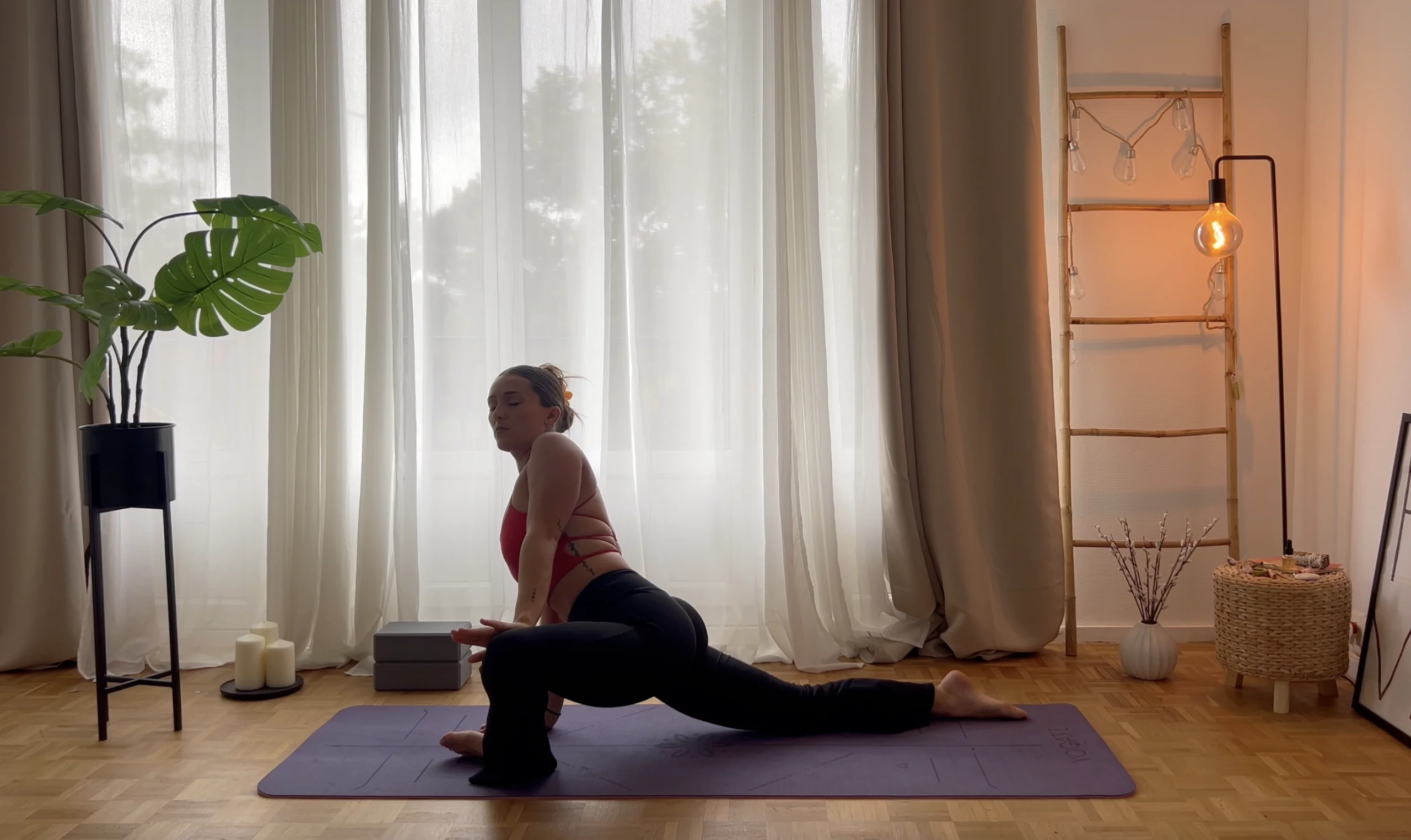 mouvement hanche yoga