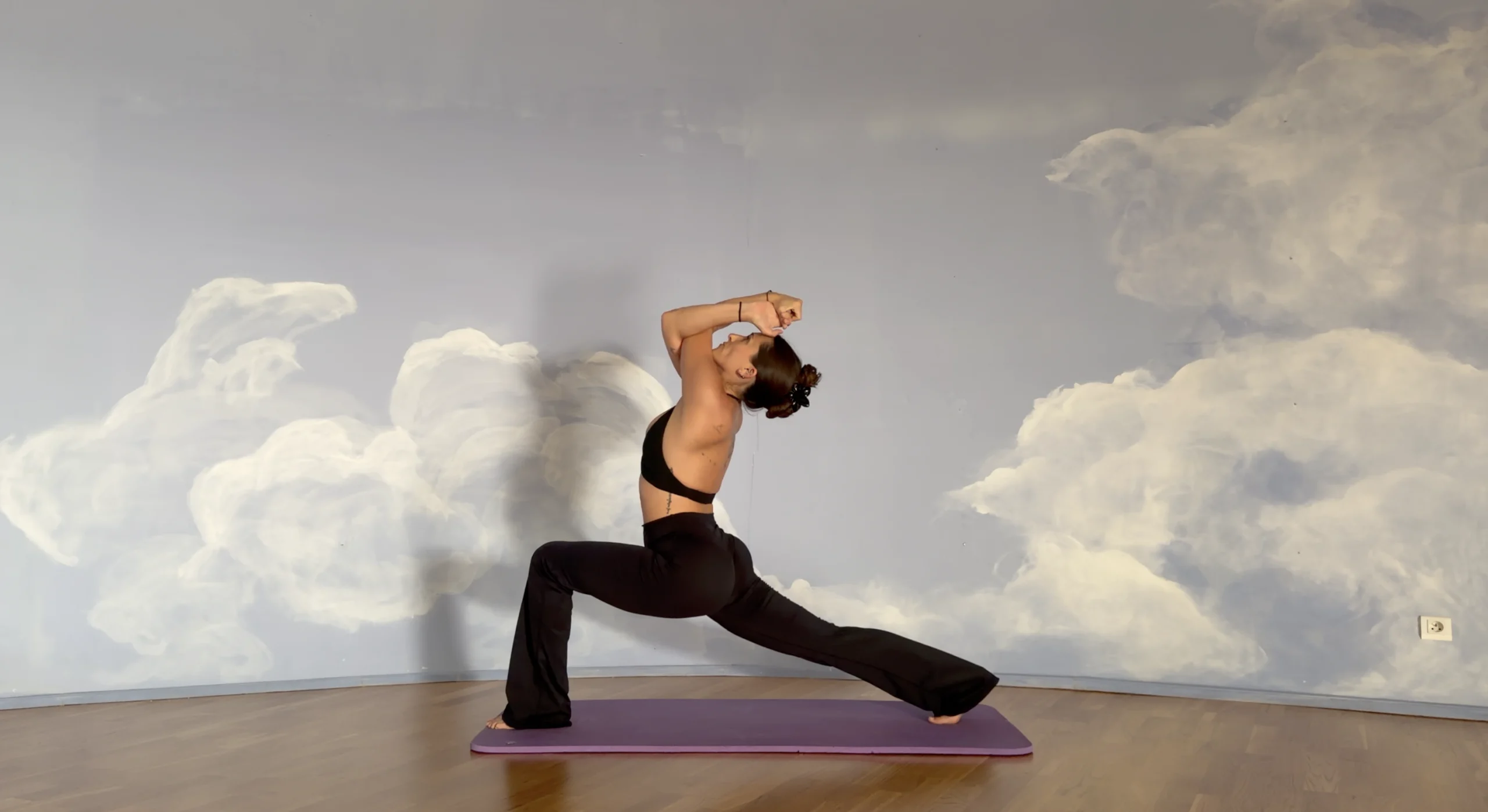 posture de l'aigle yoga